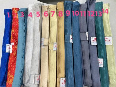 45 CHỖ GHẾ NGỒI ( 12 Ô KÍNH )